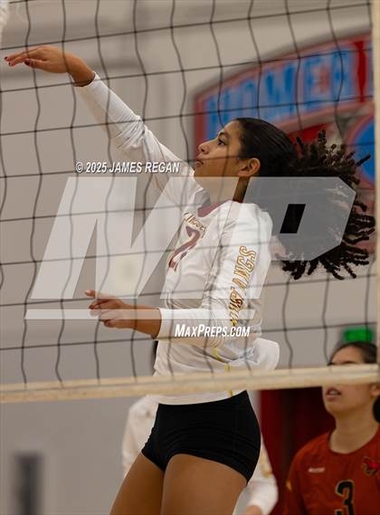 Thumbnail 1 in Lincoln @ Hillsdale photogallery.