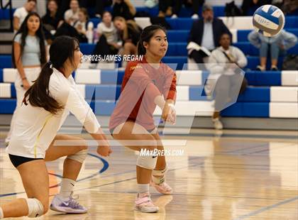 Thumbnail 2 in Lincoln @ Hillsdale photogallery.