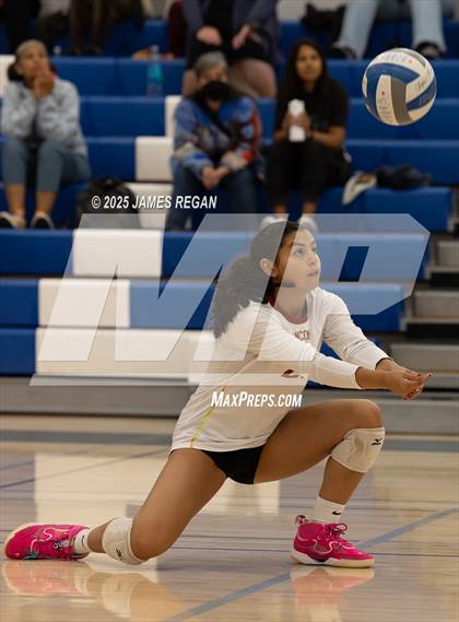 Thumbnail 2 in Lincoln @ Hillsdale photogallery.