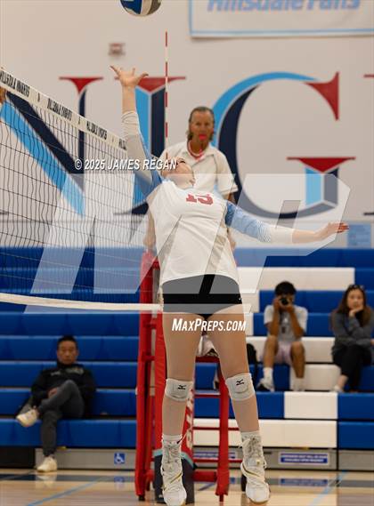 Thumbnail 1 in Lincoln @ Hillsdale photogallery.