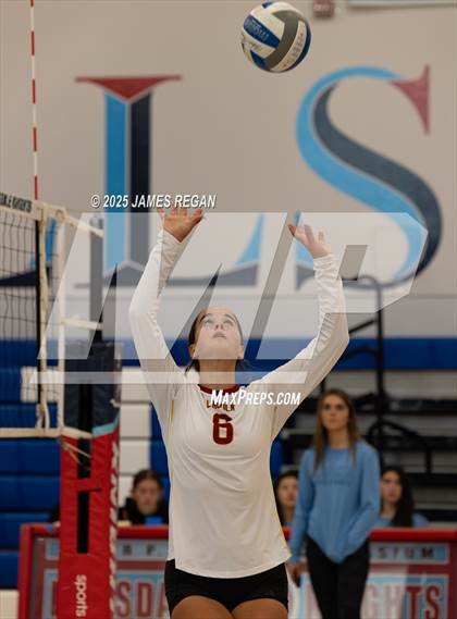 Thumbnail 3 in Lincoln @ Hillsdale photogallery.