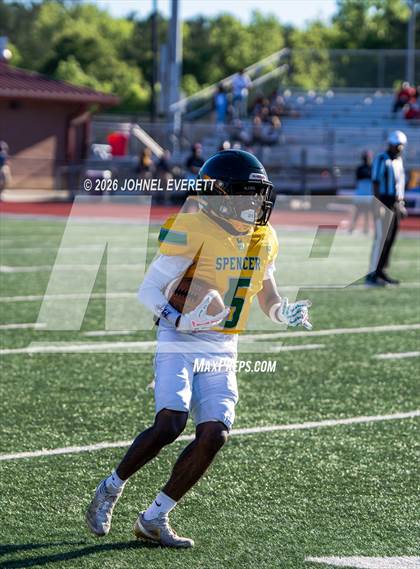Thumbnail 3 in Carver vs Spencer (Scrimmage) photogallery.