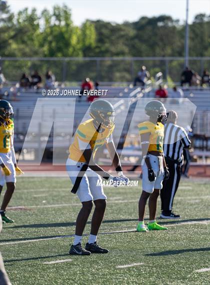 Thumbnail 2 in Carver vs Spencer (Scrimmage) photogallery.
