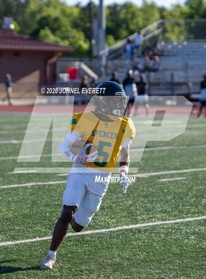 Thumbnail 2 in Carver vs Spencer (Scrimmage) photogallery.