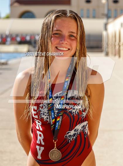 Thumbnail 2 in AIA Division1-3 Diving State Championships  (Awards) photogallery.