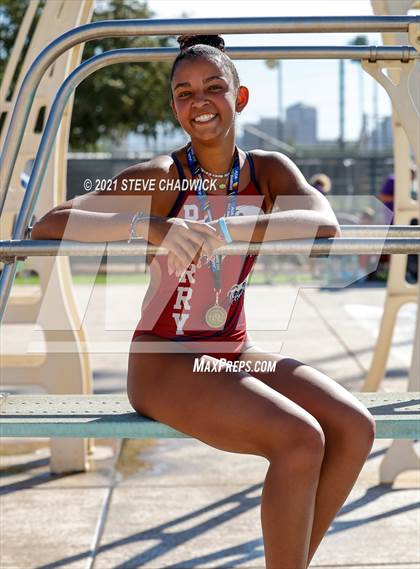Thumbnail 3 in AIA Division1-3 Diving State Championships  (Awards) photogallery.