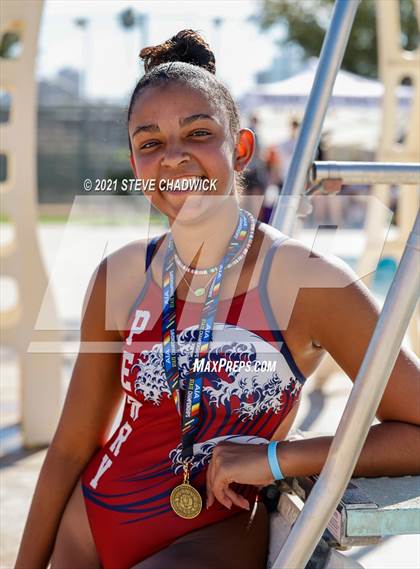 Thumbnail 1 in AIA Division1-3 Diving State Championships  (Awards) photogallery.