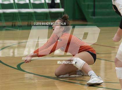 Thumbnail 2 in Illini Bluffs vs. Elmwood (IHSA 1A Sectional Final) photogallery.