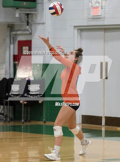 Thumbnail 1 in Illini Bluffs vs. Elmwood (IHSA 1A Sectional Final) photogallery.