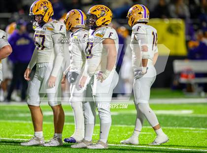 Thumbnail 3 in Pleasant Grove vs. Farmersville (UIL 4A DII Area Playoff) photogallery.