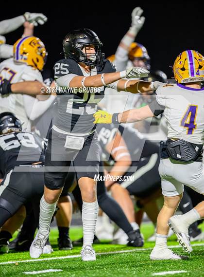 Thumbnail 2 in Pleasant Grove vs. Farmersville (UIL 4A DII Area Playoff) photogallery.