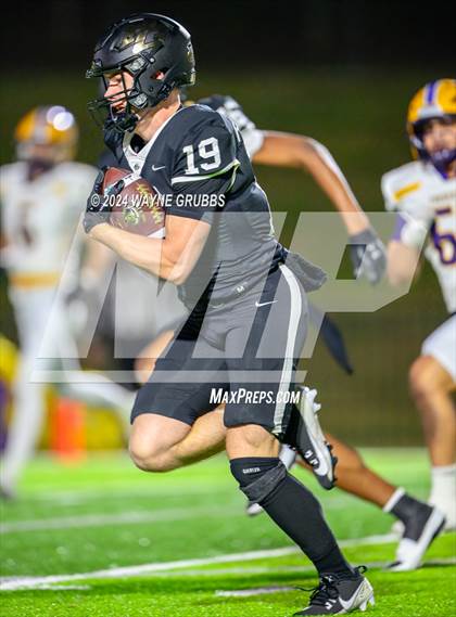 Thumbnail 3 in Pleasant Grove vs. Farmersville (UIL 4A DII Area Playoff) photogallery.