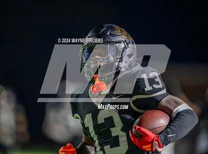 Thumbnail 3 in Pleasant Grove vs. Farmersville (UIL 4A DII Area Playoff) photogallery.