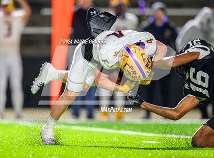 Thumbnail 2 in Pleasant Grove vs. Farmersville (UIL 4A DII Area Playoff) photogallery.