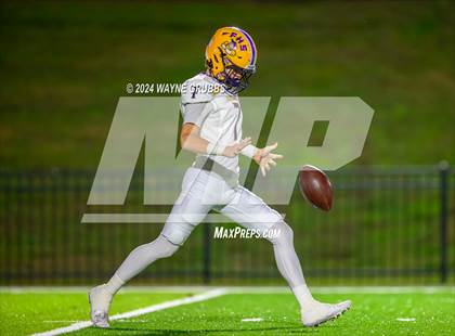 Thumbnail 3 in Pleasant Grove vs. Farmersville (UIL 4A DII Area Playoff) photogallery.