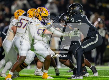 Thumbnail 3 in Pleasant Grove vs. Farmersville (UIL 4A DII Area Playoff) photogallery.