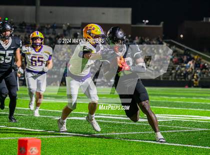 Thumbnail 2 in Pleasant Grove vs. Farmersville (UIL 4A DII Area Playoff) photogallery.
