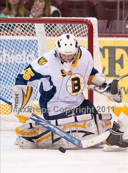 Thumbnail 3 in Breck vs Hill-Murray (Schwan Cup) photogallery.