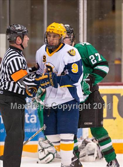 Thumbnail 3 in Breck vs Hill-Murray (Schwan Cup) photogallery.