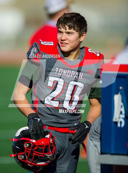 Thumbnail 1 in Carlin @ Tonopah (NIAA 1A Semifinal) photogallery.