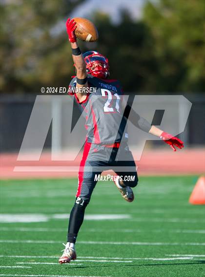 Thumbnail 1 in Carlin @ Tonopah (NIAA 1A Semifinal) photogallery.