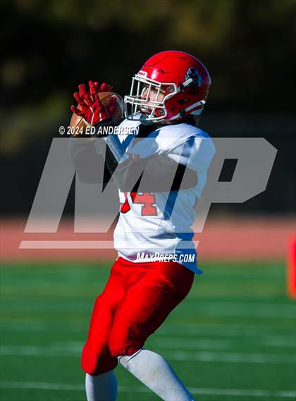 Thumbnail 3 in Carlin @ Tonopah (NIAA 1A Semifinal) photogallery.