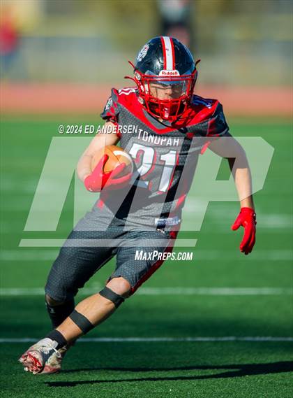 Thumbnail 2 in Carlin @ Tonopah (NIAA 1A Semifinal) photogallery.