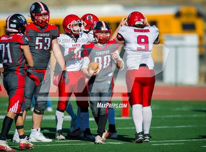 Thumbnail 1 in Carlin @ Tonopah (NIAA 1A Semifinal) photogallery.