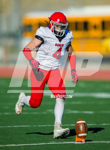Thumbnail 3 in Carlin @ Tonopah (NIAA 1A Semifinal) photogallery.