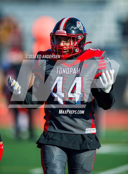 Thumbnail 2 in Carlin @ Tonopah (NIAA 1A Semifinal) photogallery.