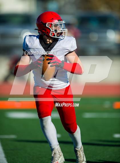 Thumbnail 3 in Carlin @ Tonopah (NIAA 1A Semifinal) photogallery.