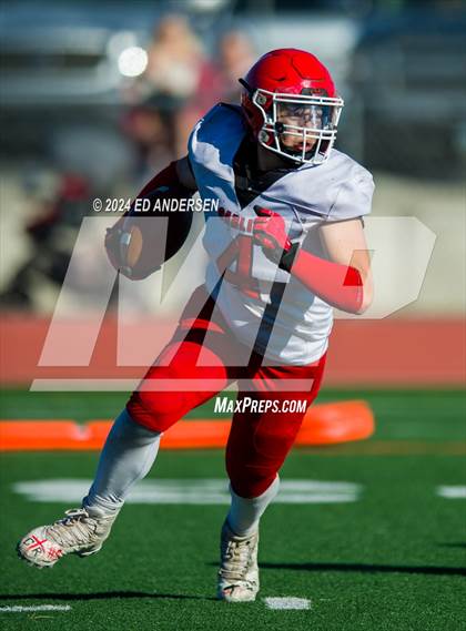Thumbnail 3 in Carlin @ Tonopah (NIAA 1A Semifinal) photogallery.