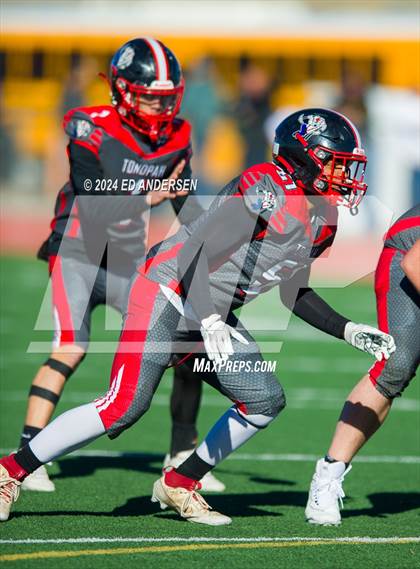 Thumbnail 1 in Carlin @ Tonopah (NIAA 1A Semifinal) photogallery.