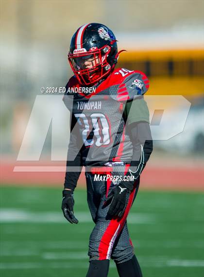 Thumbnail 2 in Carlin @ Tonopah (NIAA 1A Semifinal) photogallery.