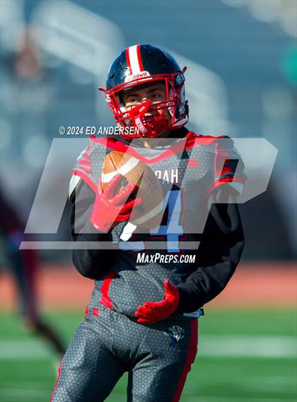 Thumbnail 3 in Carlin @ Tonopah (NIAA 1A Semifinal) photogallery.