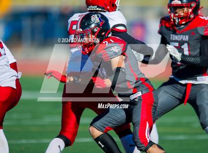 Thumbnail 3 in Carlin @ Tonopah (NIAA 1A Semifinal) photogallery.