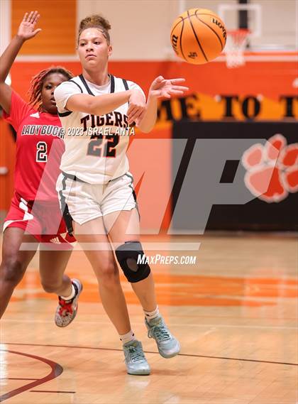 Thumbnail 3 in Hoke County @ South View photogallery.