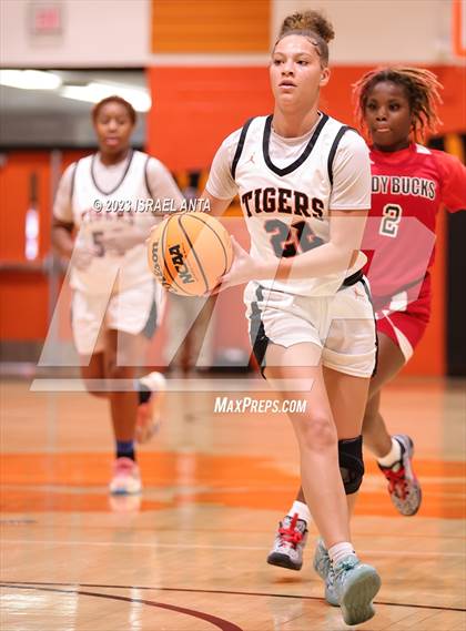 Thumbnail 3 in Hoke County @ South View photogallery.
