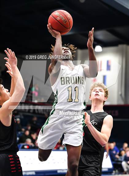 Thumbnail 3 in Campolindo vs. St. Patrick-St. Vincent (MaxPreps/DLS MLK Classic) photogallery.