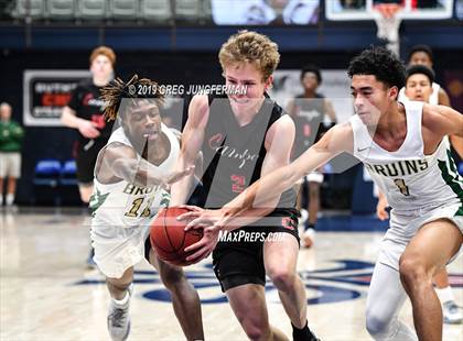 Thumbnail 1 in Campolindo vs. St. Patrick-St. Vincent (MaxPreps/DLS MLK Classic) photogallery.
