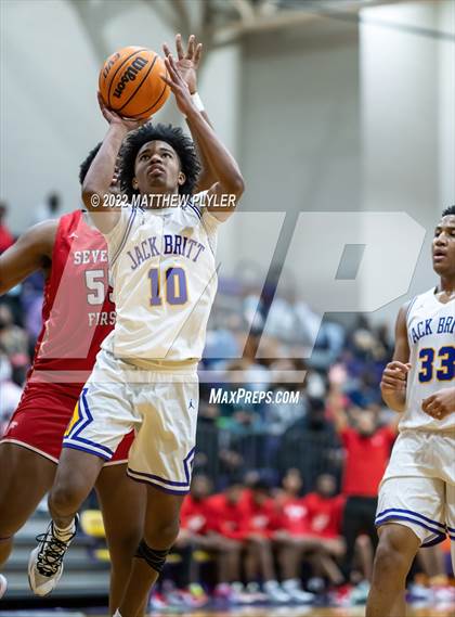 Thumbnail 2 in Seventy-First @ Jack Britt photogallery.