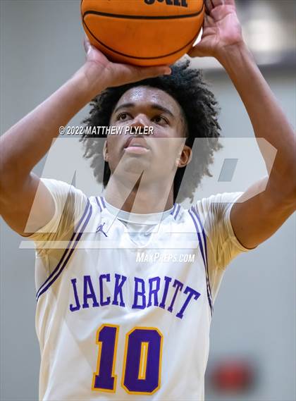 Thumbnail 2 in Seventy-First @ Jack Britt photogallery.