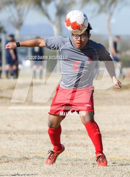 Thumbnail 3 in Central vs. Seton Catholic (Bohdie Larson Celebration Classic) photogallery.