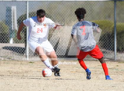 Thumbnail 3 in Central vs. Seton Catholic (Bohdie Larson Celebration Classic) photogallery.