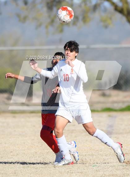 Thumbnail 3 in Central vs. Seton Catholic (Bohdie Larson Celebration Classic) photogallery.