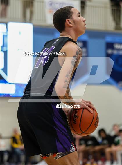 Thumbnail 3 in Omaha Central vs. Bellevue West (Metro Tournament Final) photogallery.