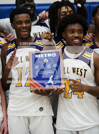 Thumbnail 2 in Omaha Central vs. Bellevue West (Metro Tournament Final) photogallery.