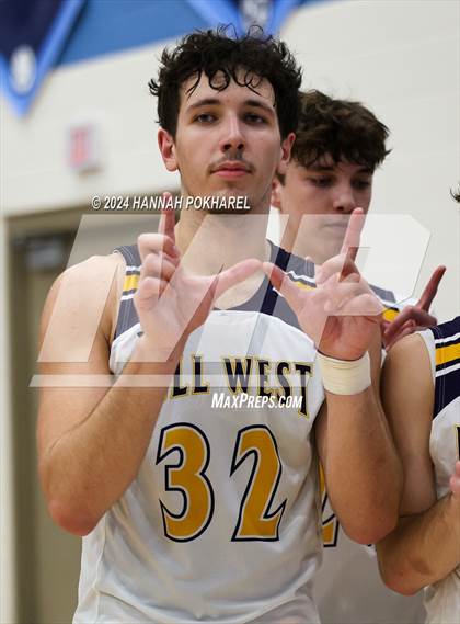 Thumbnail 1 in Omaha Central vs. Bellevue West (Metro Tournament Final) photogallery.
