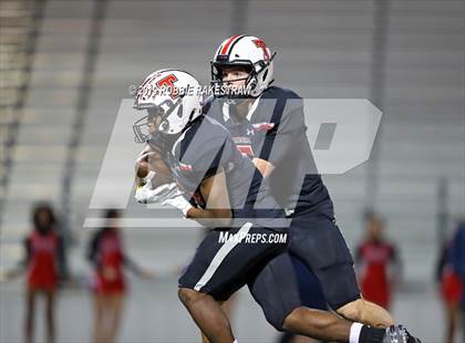 Thumbnail 1 in Lee @ Mesquite photogallery.