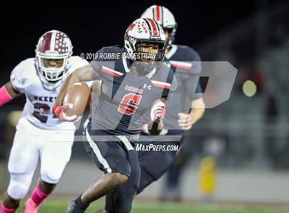 Thumbnail 1 in Lee @ Mesquite photogallery.